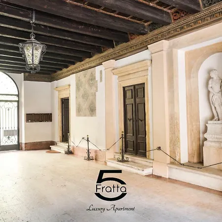 Fratta5 Luxury Apartamento Verona