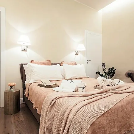 Fratta5 Luxury Apartment