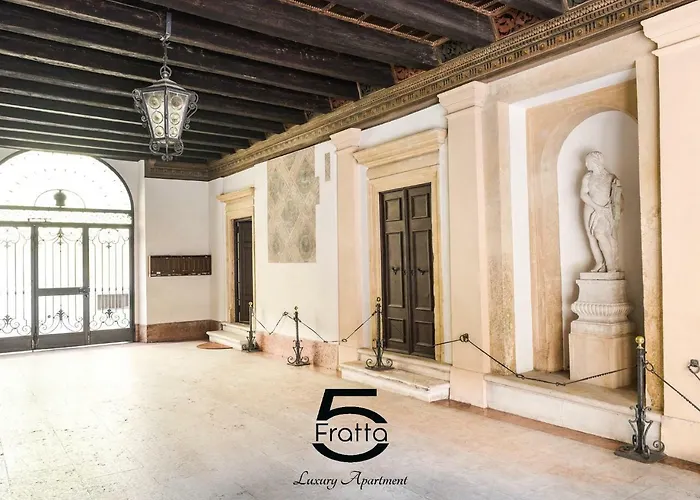 Fratta5 Luxury شقة فيرونا
